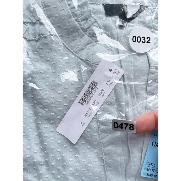 ✨NWT✨ J.CREW Ruffle Trim V Neck Popover in Clip Dot Classic Sky (Blue) Sz S - Picture 6 of 8